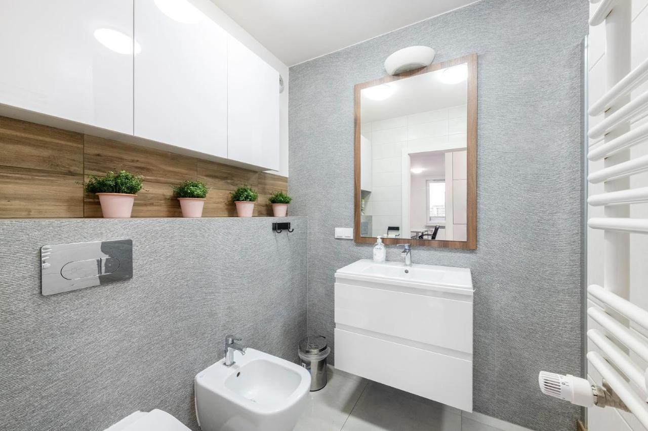 Waw Mokotow Pokoje Manhattan Warsaw Ngoại thất bức ảnh